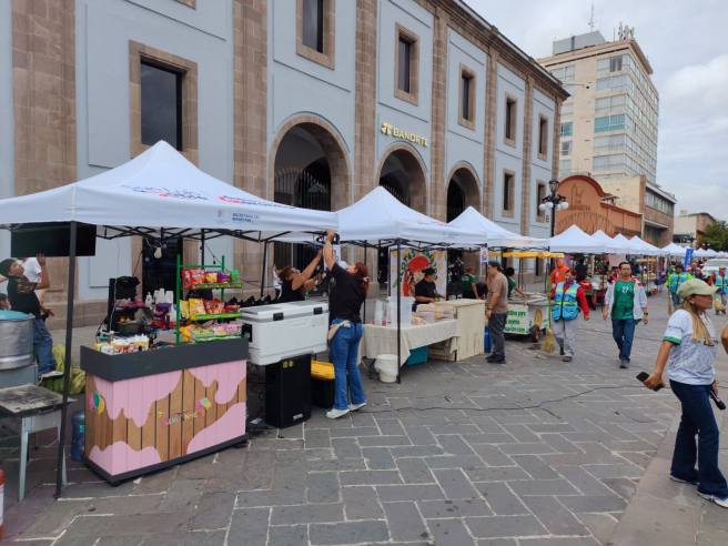 ELOTES MUNDIALISTAS EN EL FAN FEST DEL CENTRO HISTÓRICOS DE SAN LUIS&nbsp;CAPITAL