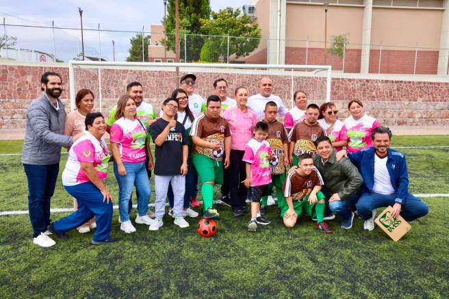 RECONOCE SHEINBAUM EQUIPOS POTOSINOS DEL FUTSAL MUNDIALITO&nbsp; SOCIAL IMSS&nbsp;2026