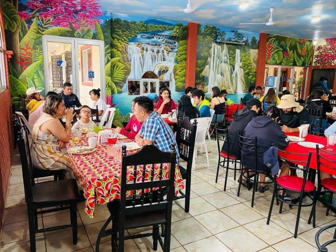 SE INCREMENTARON LOS INGRESOS EN EMPRESAS INFORMATIVAS Y SE PERSONAL EN HOTELES Y&nbsp;RESTAURANTES