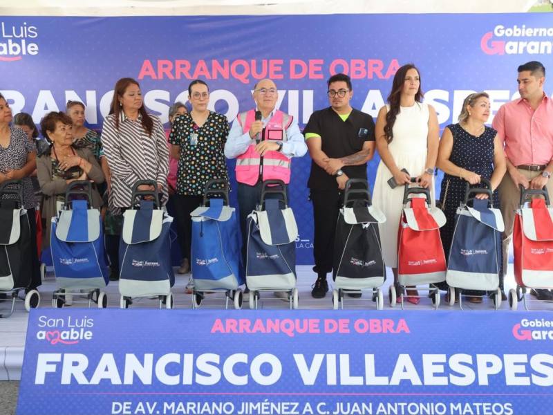 ARRANCÓ EL ALCALDE DE LA CAPITAL LA PAVIMENTACIÓN DE LA CALLE FRANCISCO&nbsp;VILLAESPESA