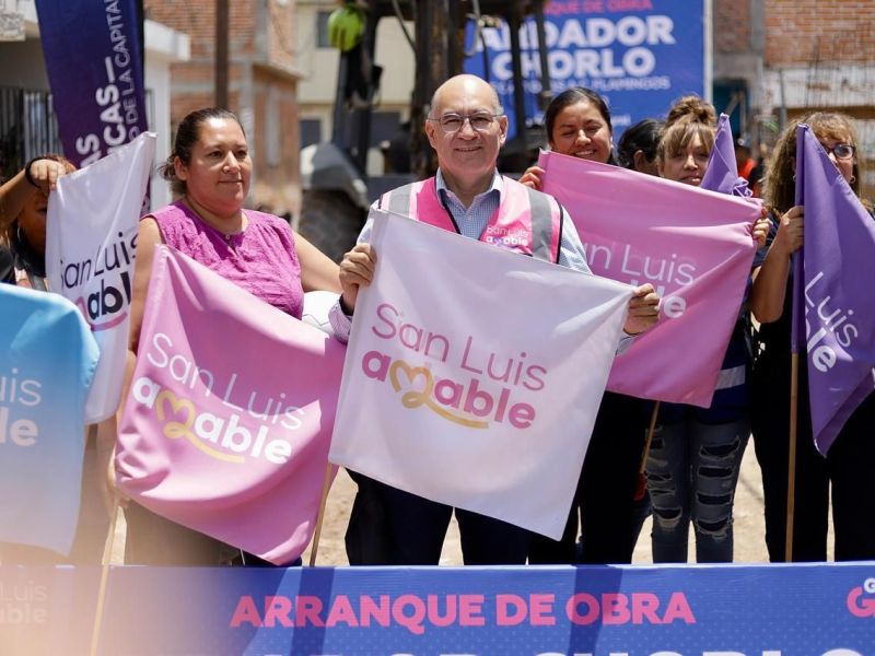 EN LAS JULIAS, 30 AÑOS DESPUÉS, SE REALIZAN OBRAS DE PAVIMENTACIÓN, REDES HIDROSANITARIAS Y ALUMBRADO PÚBLICO EN LOS ANDADORES CANARIO, CHORLO Y&nbsp;MARABÚ