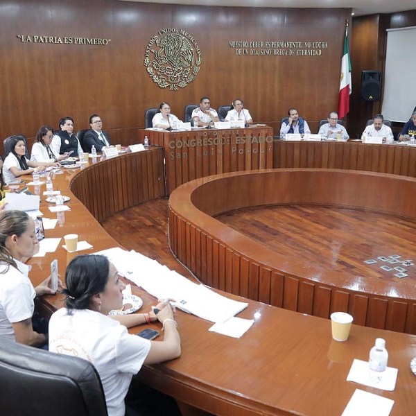 REALIZAN&nbsp; PARLAMENTO ABIERTO PARA EL BIENESTAR, PROTECCIÓN Y CUIDADO&nbsp;ANIMAL