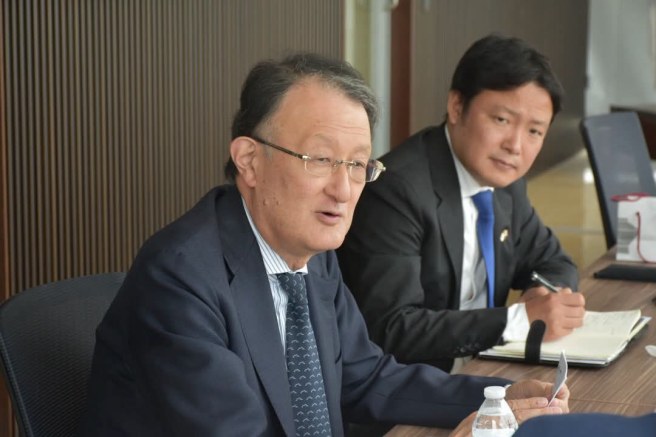 SE REÚNE GARCÍA VALDEZ CON EL CÓNSUL JAPONES QUE ESTA EN&nbsp;LEÓN