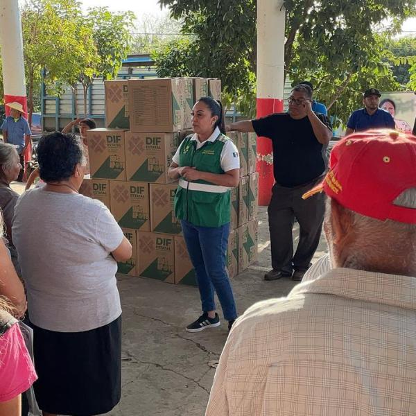 REUNIÓN CON DELEGADOS DE TAMASOPO PARA COORDINAR ENTREGAS DE APOYOS&nbsp;SOCIALES