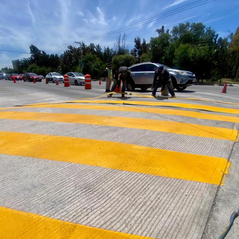 AVANZA MUNICIPIO EN TRABAJOS DE SEGURIDAD VIAL Y PEATONAL&nbsp; EN AVENIDA&nbsp;CHAPULTEPEC