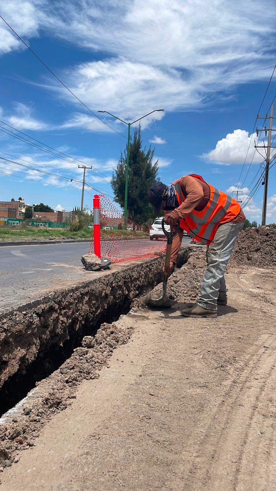 INTERAPAS INICIÓ LA RENOVACIÓN DEL DRENAJE EN AVENIDA INDUSTRUAS CON UNA INVERSION DE 1.1&nbsp;MDP
