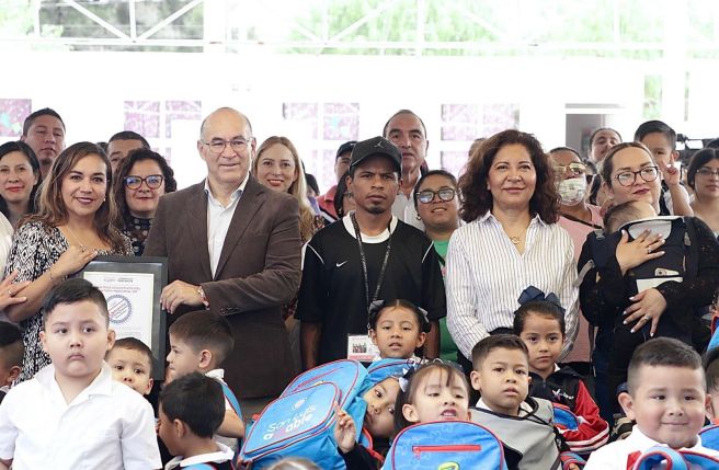 ESTELA ARRIAGA Y ENRIQUE GALINDO ARRANCAN NUEVO CICLO ESCOLAR EN CENTROS EDUCATIVOS&nbsp;MUNICIPALES