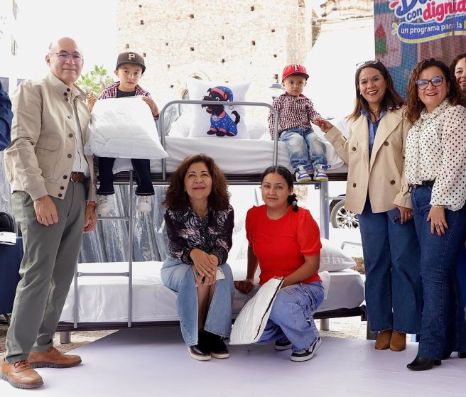 DORMIR CON DIGNIDAD UN PROGRAMA MUNICIPAL DE LA CAPITAL PARA LA NIÑEZ QUE ENTREGA CAMAS, LITERAS, COLCHONES, ALMOHADAS Y ROPA DE&nbsp;CAMA