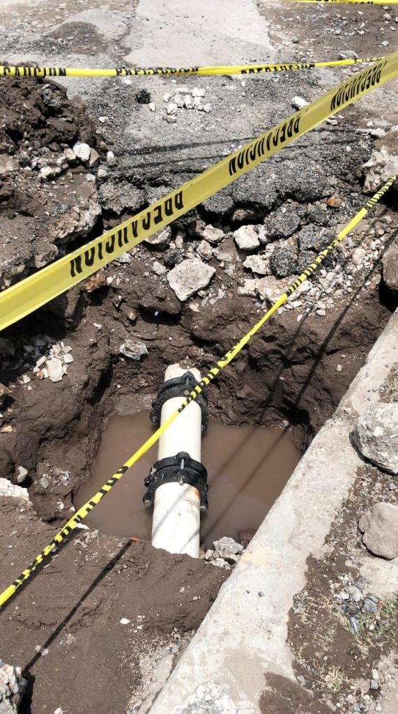 CONCLUYE INTERAPAS REPARACIÓN DE FUGA EN SAN&nbsp;LEONEL