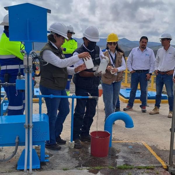 ACOMPAÑA CEA A COEPRIS EN VIGILAR LA CALIDAD DE AGUA DEL&nbsp;REALITO