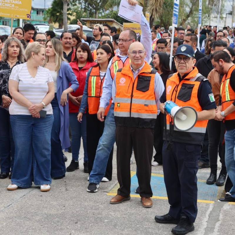 ENCABEZA ALCALDE GALINDO SIMULACRO EN LA UNIDAD ADMINISTRATIVA&nbsp;MUNICIPAL