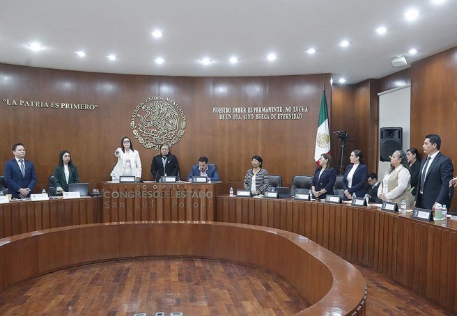 COMPARECE ANTE DIPUTADOS&nbsp; LA TITULAR DE LA SECRETARIA DE COMUNICACIONES Y TRANSPORTES DEL GOBIERNO DEL ESTADO, ARACELI MARTÍNEZ&nbsp;ACOSTA.