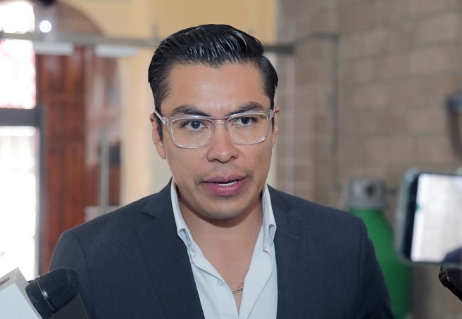 PRESENTA EL DIPUTADO CUAUHTLI BADILLO INICIATIVAS DE LEY DE AMNISTÍA Y LEY DE INDULTO PARA SAN LUIS&nbsp;POTOSÍ
