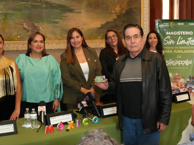 AHORA LOS JUBILADOS DEL MAGISTERIO POTOSINO TENDRÁN LA TARJETA DE DESCUENTO «MAGISTERIO SIN&nbsp;LÍMITES»
