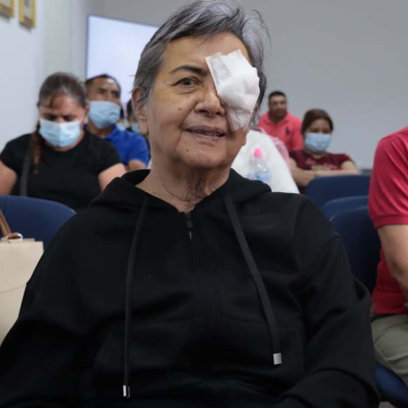 CON EL CONVENIO BENE DIF ADULTOS MAYORES ACCEDEN A OPERACIÓN DE&nbsp;CATARATAS