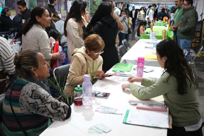SEMUJERES ACERCA ATENCIÓN LEGAL Y PSICOLÓGICA, ENTREGA LA CARTILLA DE DERECHOS DE LAS MUJERES Y ORIENTA SOBRE LA VIOLENCIA&nbsp;DIGITAL