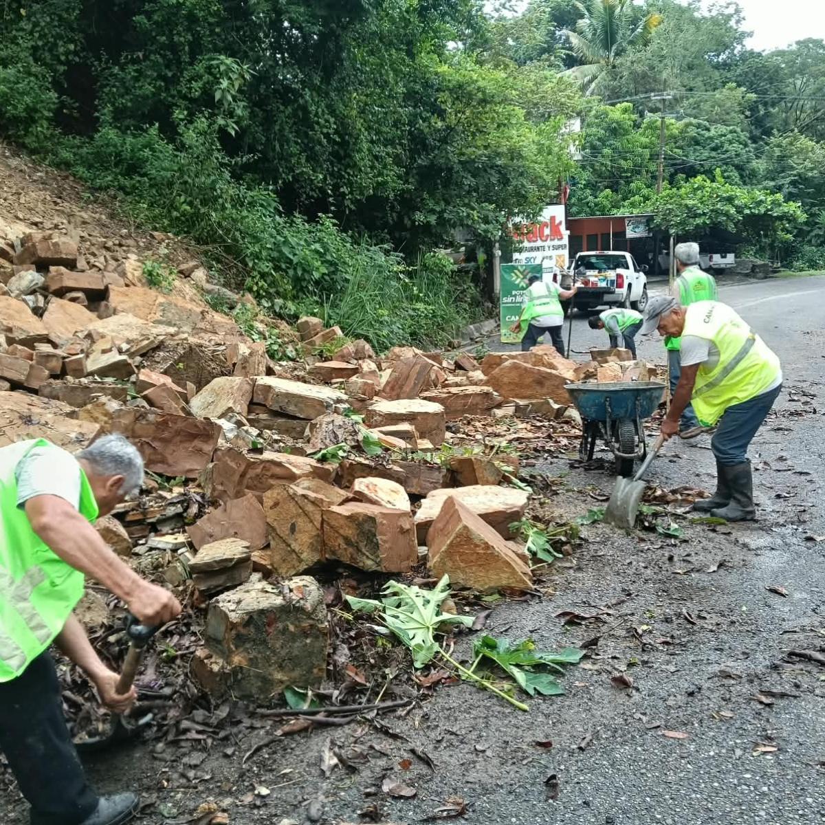 LA JUNTA,ESTATAL DE CAMINOS TRABAJA EN AFECTACUINES PROVOCADAS POR LAS&nbsp;LLUVIAS