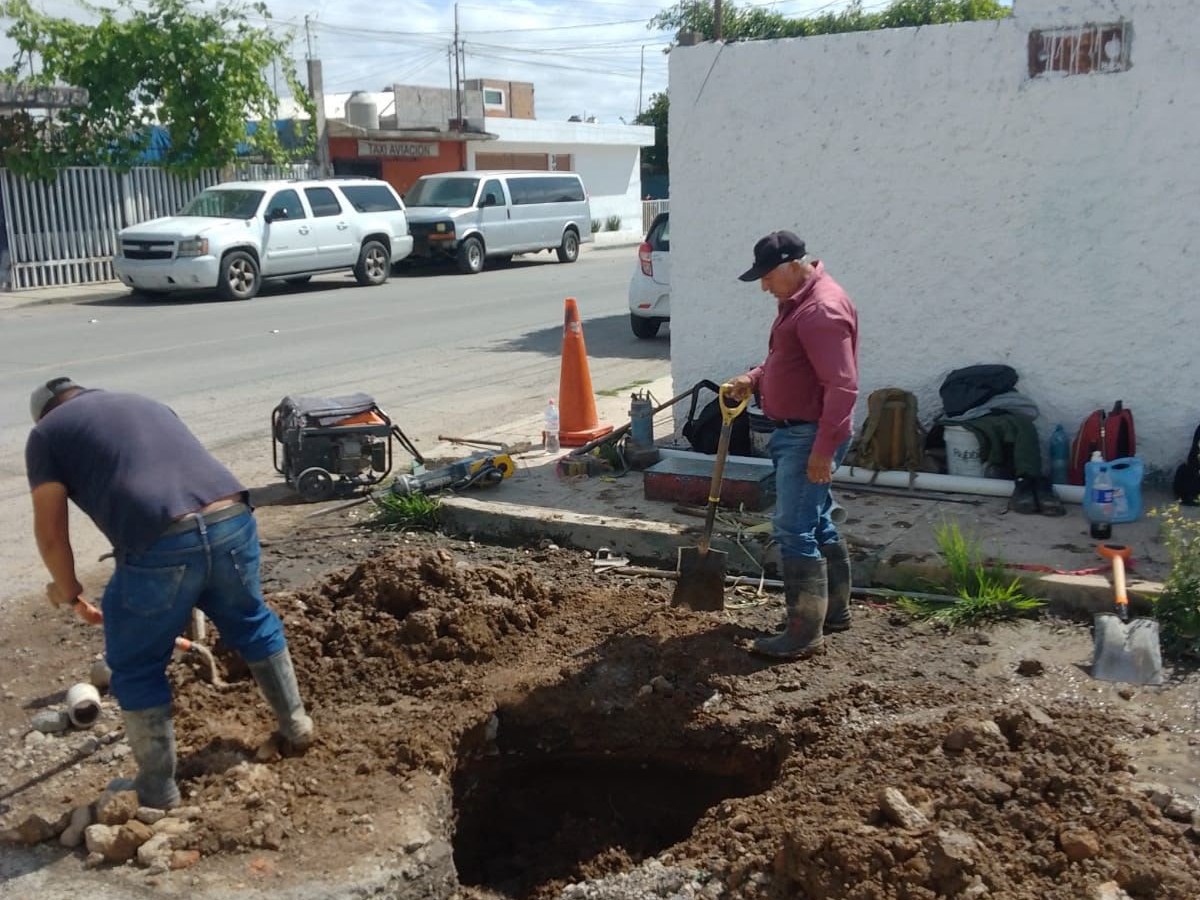 ATENDIO INTERAPAS FUGA DE AGUA EN LA INDUSTRIAL&nbsp;AVIACIÓN