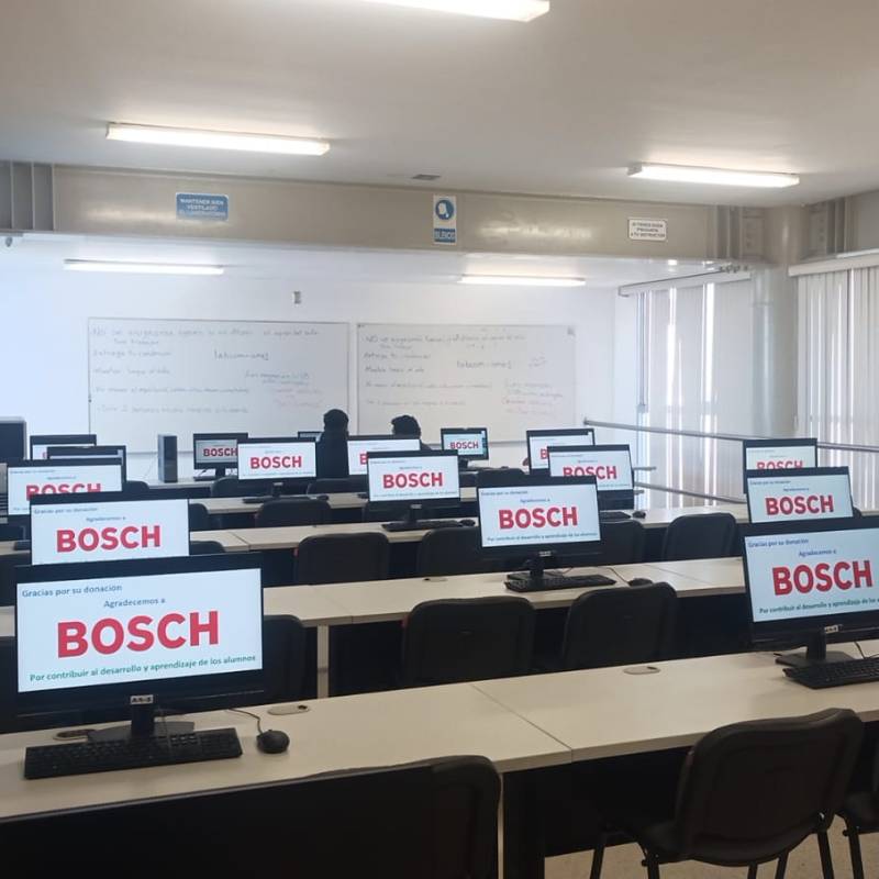 DONA BOSCH EQUIPO PARA ESTUDIANTES DE INGENIERÍA DE LA&nbsp;UASLP
