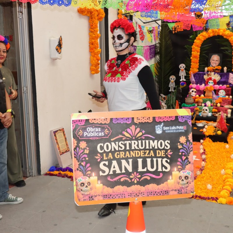 TRADICIÓN Y COLOR LA UAM SE ADORNA DE ALTARES DE&nbsp;MUERTOS